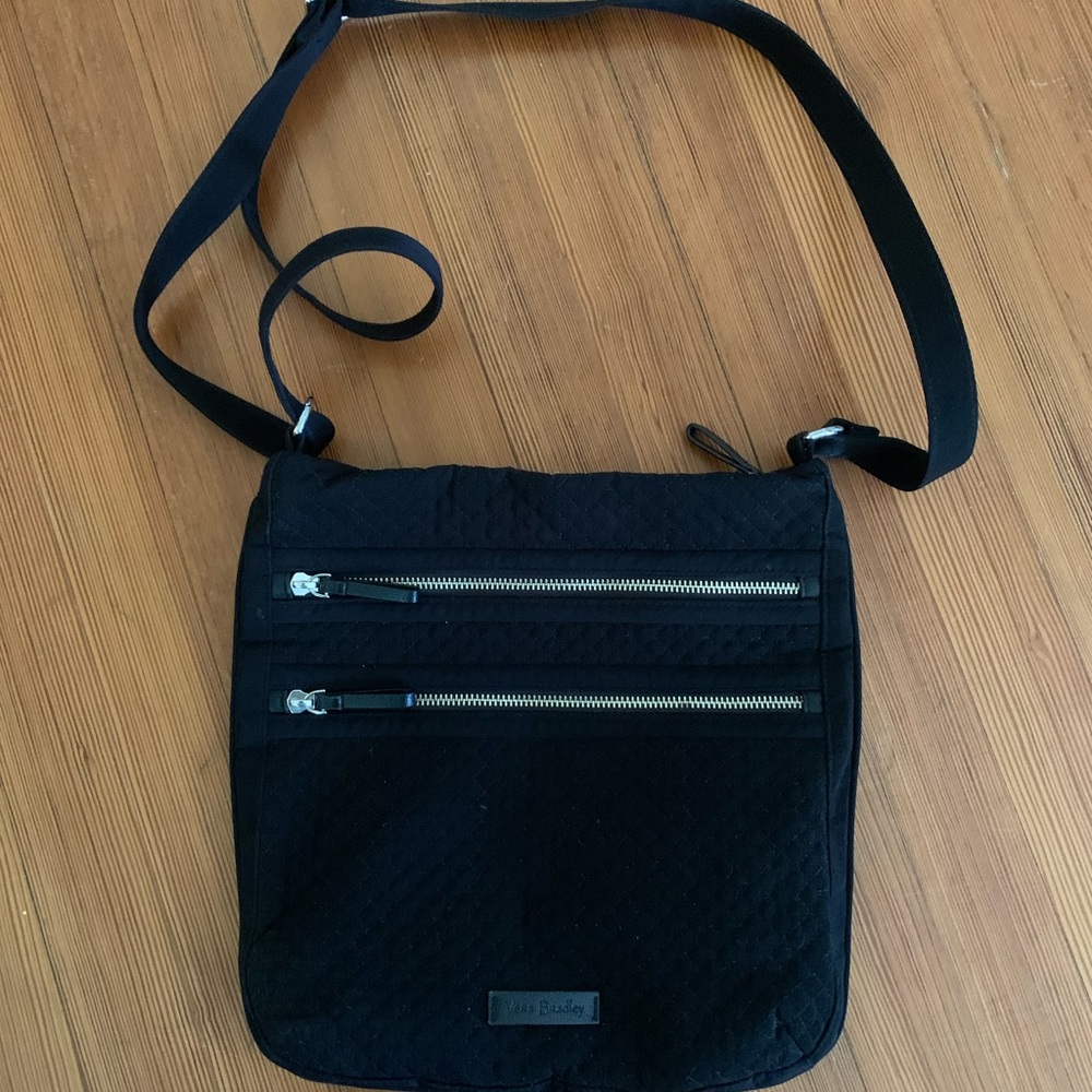 VB black crossbody